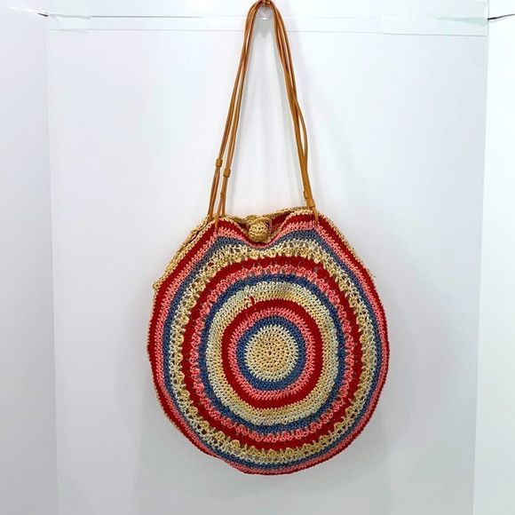 DKNY Circle Woven Boho Style Shoulder Bag - Picture 2 of 13